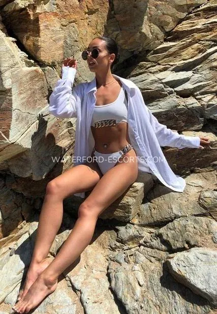 Waterford escorts Gun — 5