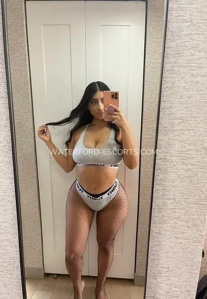 Waterford escorts Lavinia — 3