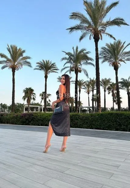 Waterford escorts Nicole — 4