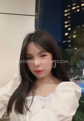 Waterford escorts Courtney — 4