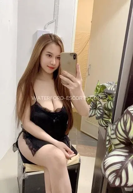 Waterford escorts Octavia — 3