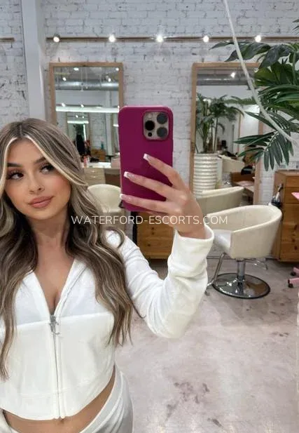 Waterford escorts Gun — 9